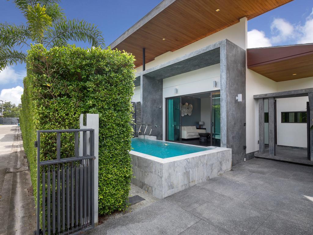 The 8 Pool Villa Chalong Esterno foto