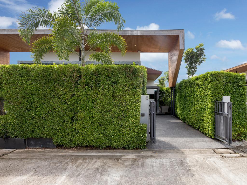 The 8 Pool Villa Chalong Esterno foto